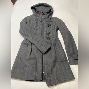 Women’s size 4 coat.